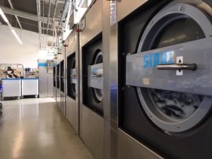 Effiziente Wäschepflege vom Kleinbetrieb bis zum Großunternehmen
